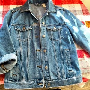 Woman’s Jean jacket size 4